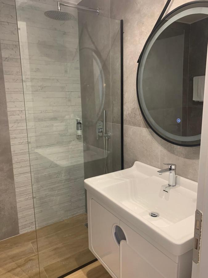 Hotel Platon Sarandë Eksteriør bilde